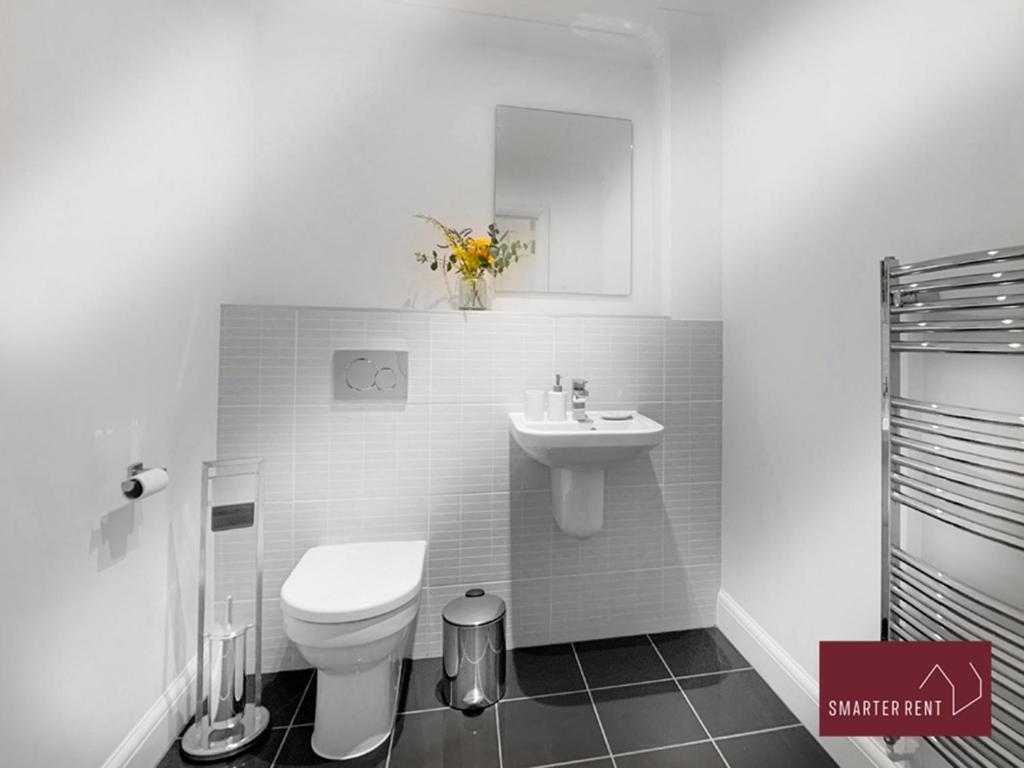 Maidenhead, Leander - 3 Bedroom - Parking & Garden Exterior foto